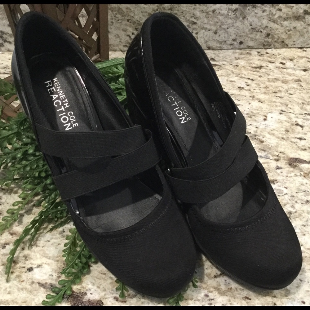 Kenneth Cole Reaction Lacross Pumps